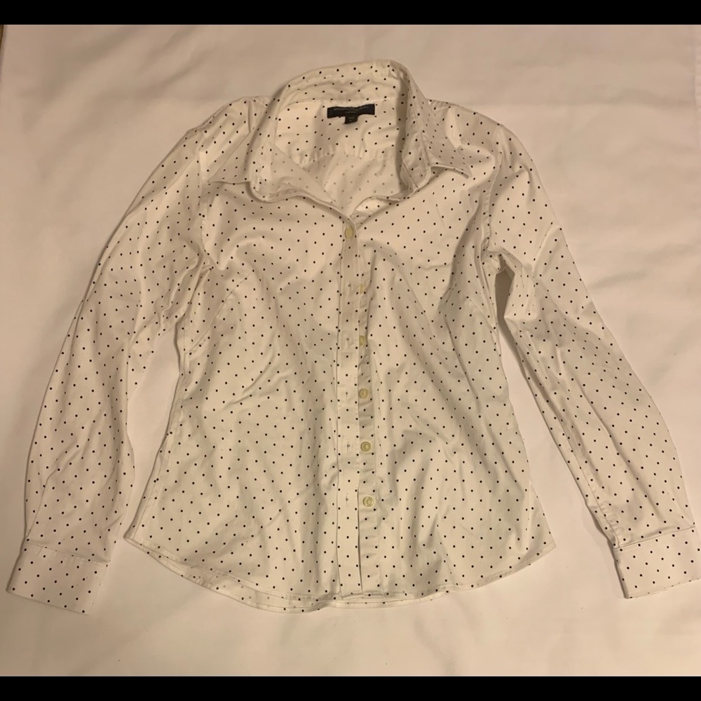 Banana Republic Non-Iron Buttoned Down Shirt